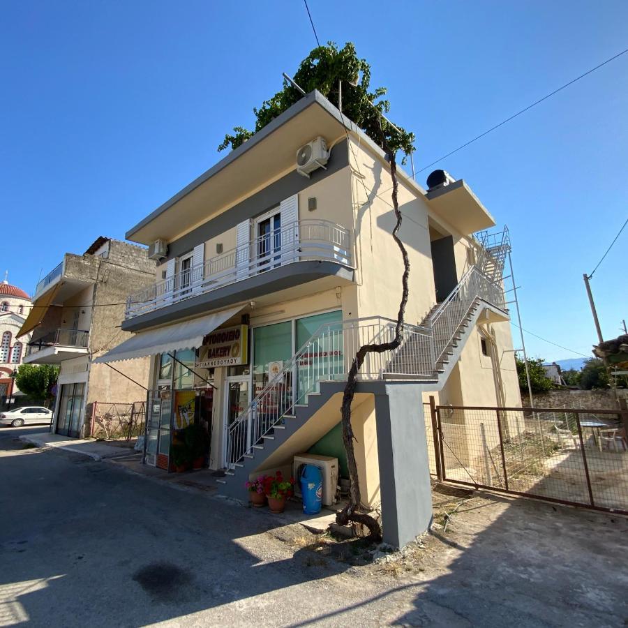 Arktos Motel Nafplio Luaran gambar